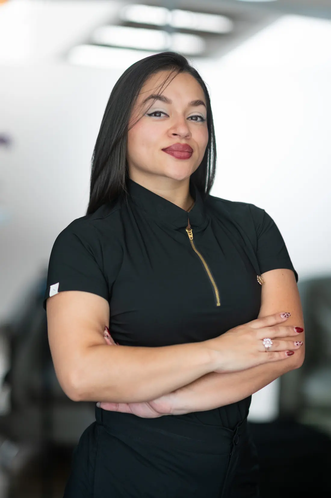 Esteticista profesional del equipo de Áurea Skin Clinic