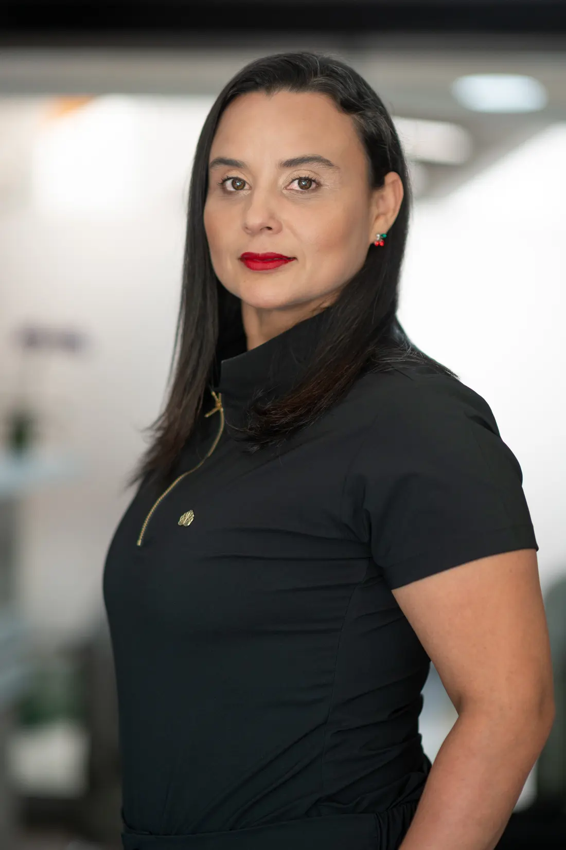 Esteticista profesional del equipo de Áurea Skin Clinic